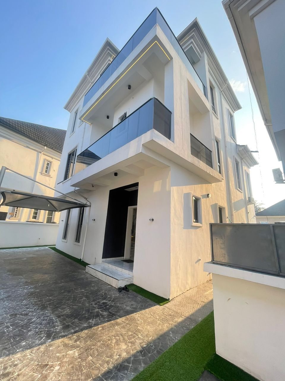 5Bedroom fully furnished Duplex with BQ